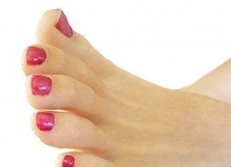 coconut-oil-post-painted-nails-2