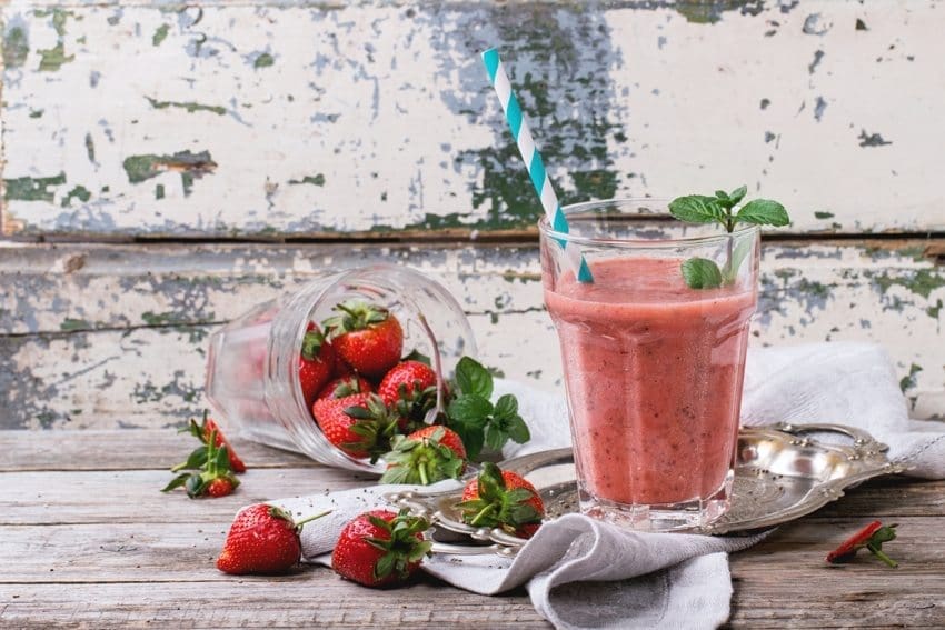 ) Instructions Coconut oil post Low Carb Strawberry Smoothie